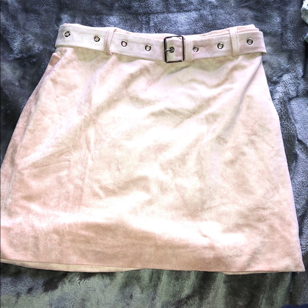 NWT Pink velvet Forever 21 skirt